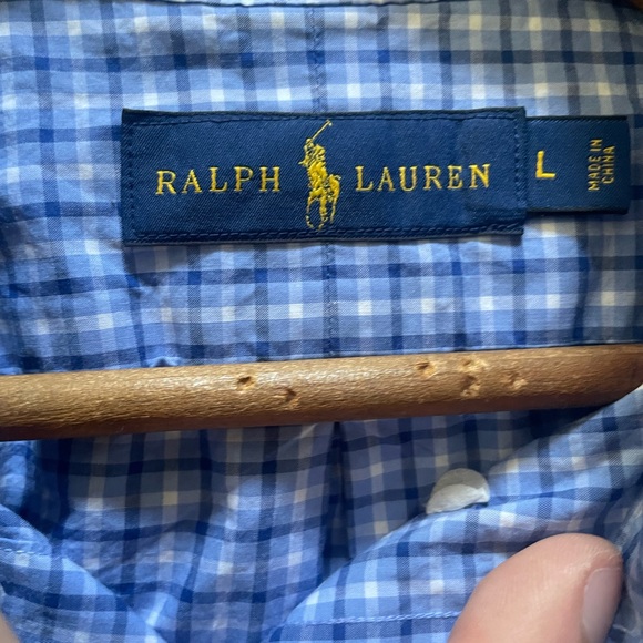 Large polo button up men’s short sleeve shirt. - Picture 2 of 2